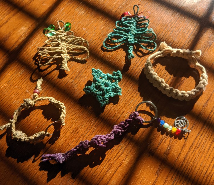macrame star, keychain, Christmas trees and bracelets